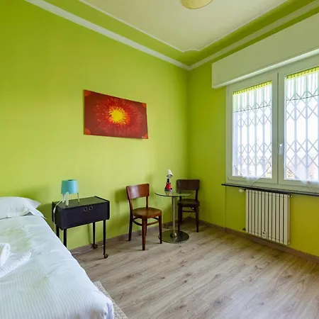 Joivy Family Flat With Garden And Parking * Genova